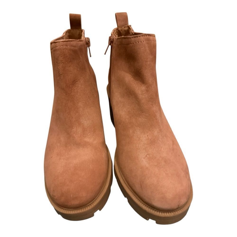 Lucky Brand Heeled Chelsea
Boots - Size 9.5 New without box